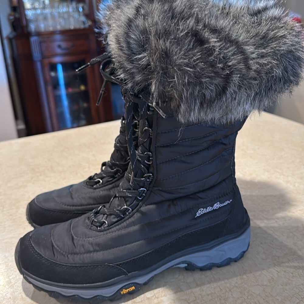 Eddie Bauer Black and Gray Fur Winter Boots